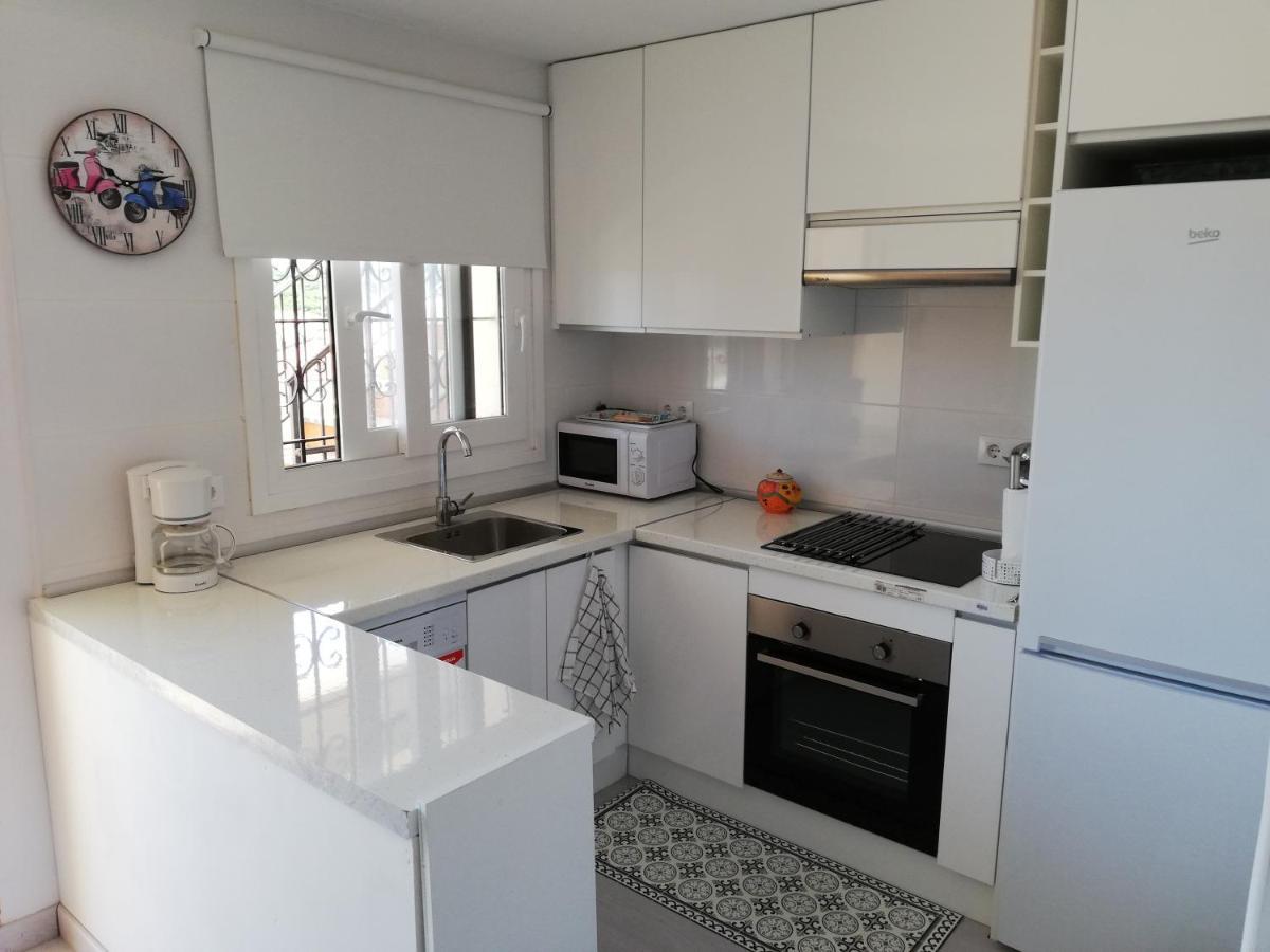 Estupendo Apartamento En Muy Buena Zona Appartement L' Escala Buitenkant foto