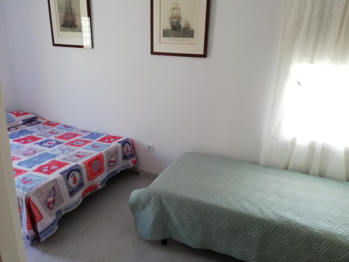 Estupendo Apartamento En Muy Buena Zona Appartement L' Escala Buitenkant foto