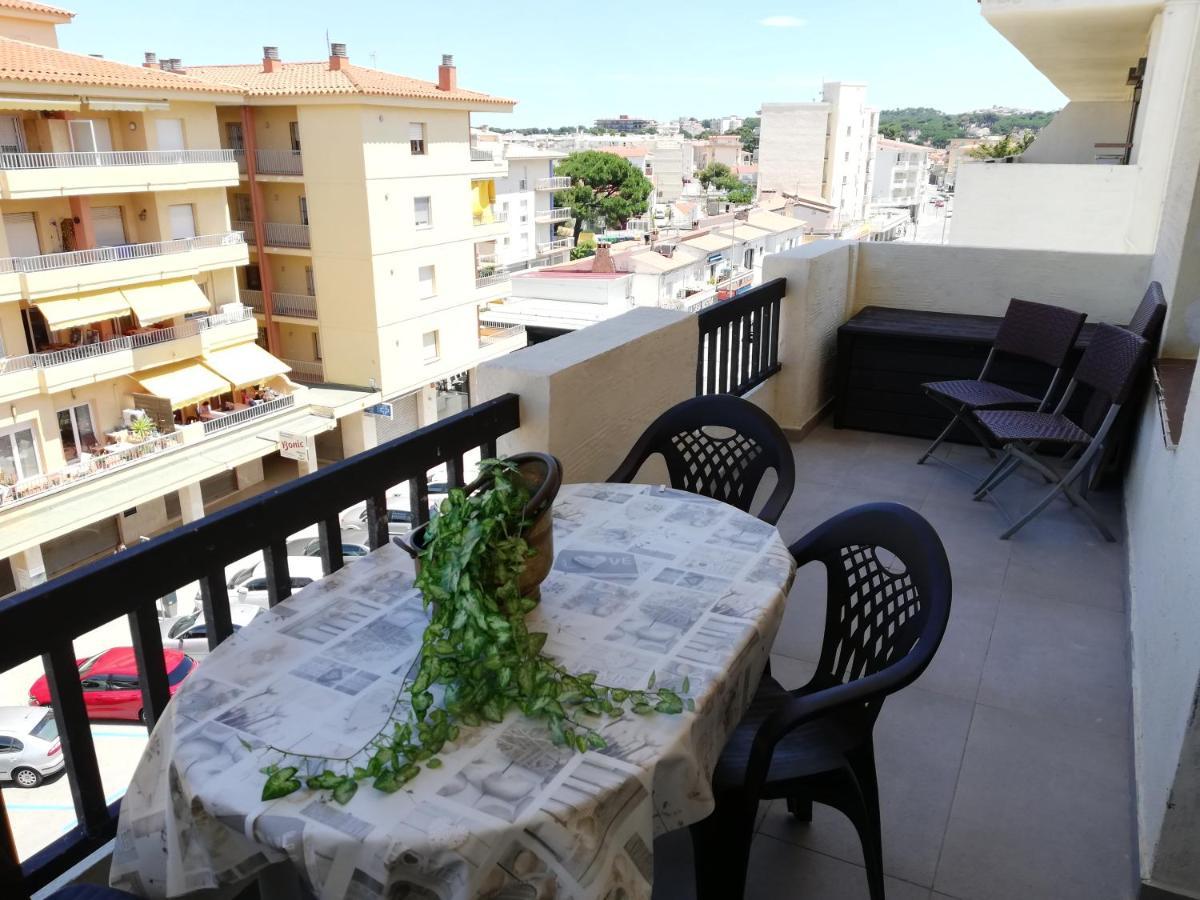 Estupendo Apartamento En Muy Buena Zona Appartement L' Escala Buitenkant foto