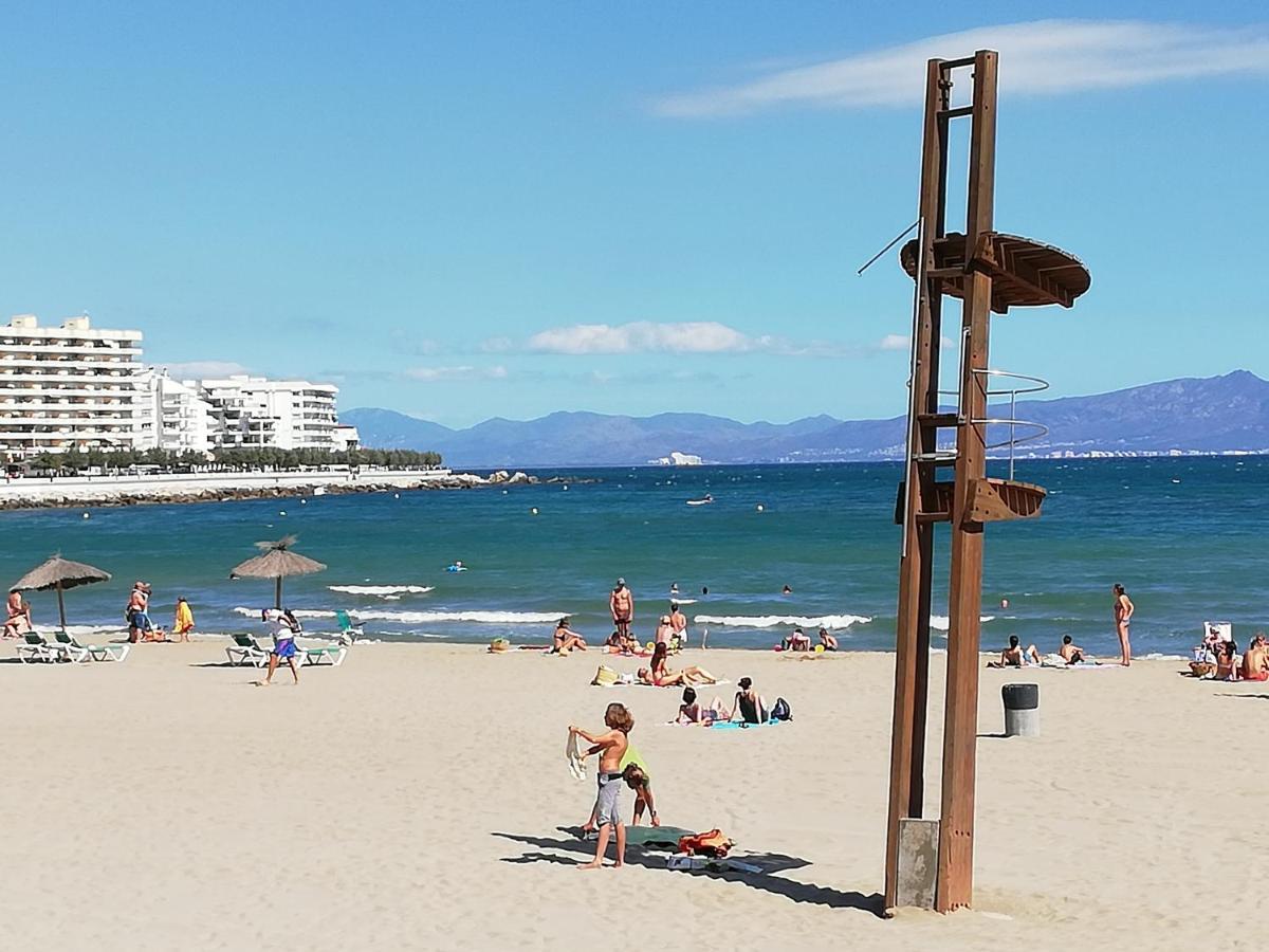 Estupendo Apartamento En Muy Buena Zona Appartement L' Escala Buitenkant foto